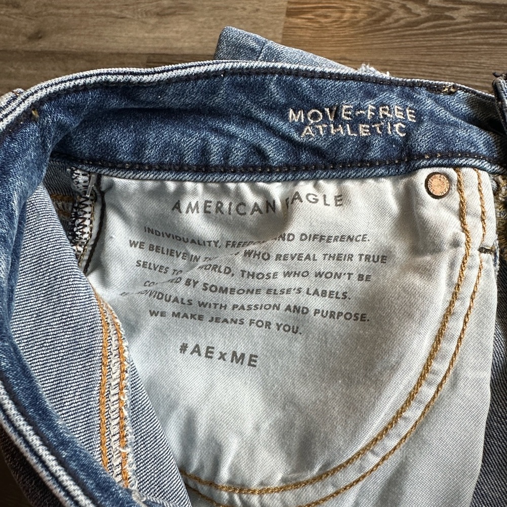 American Eagle Outfitters Light Blue Jean Shorts - Picture 8 of 9